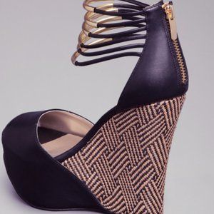 Bebe Wedges Thora Gold Metal Ankle Black Size 5